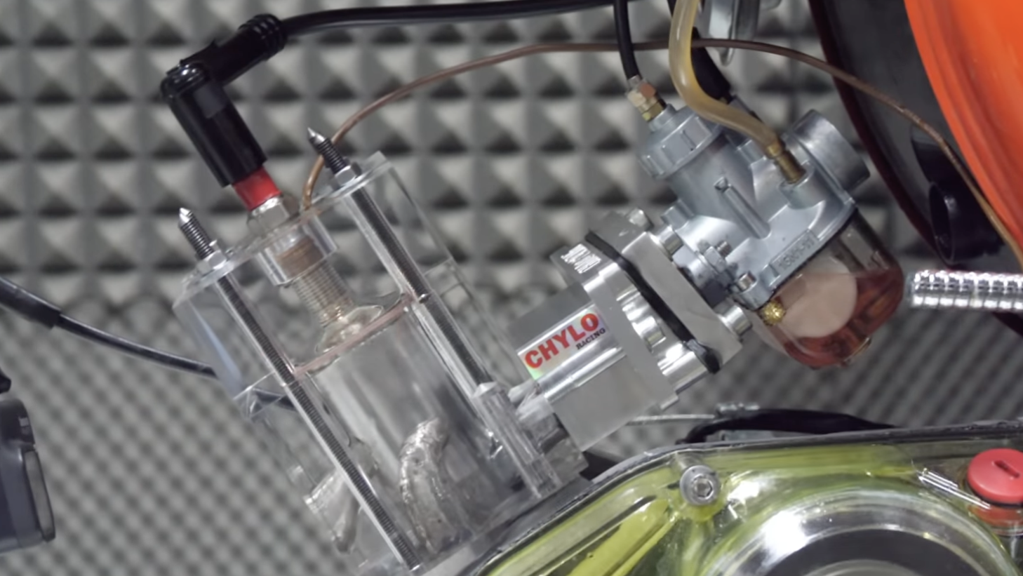 working transparent 2-stroke engine